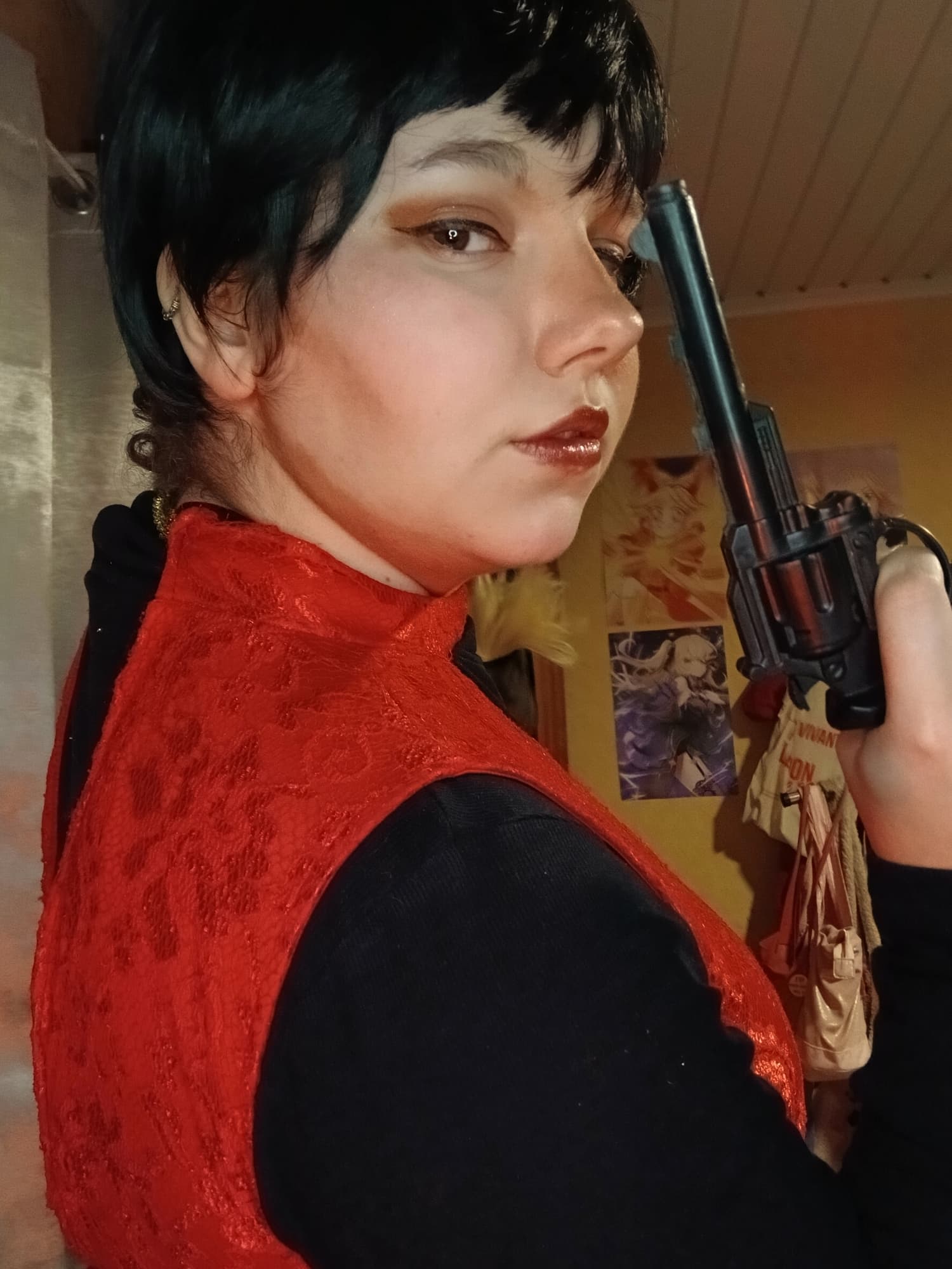 Ada wong at home - Photo 14