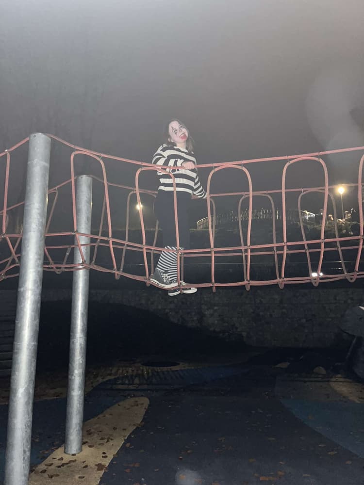 Laughing Jill - Photo 4