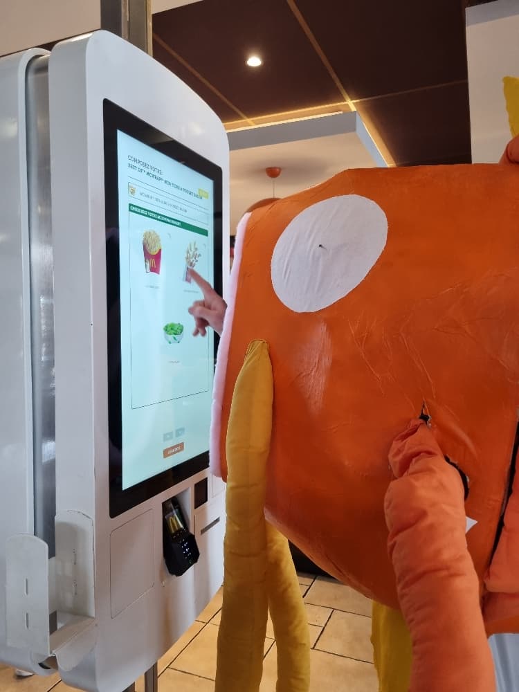 Magicarpe à Macdo - Photo 16