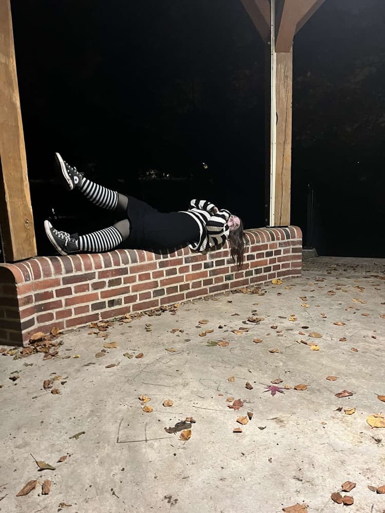 Laughing Jill - Photo 8