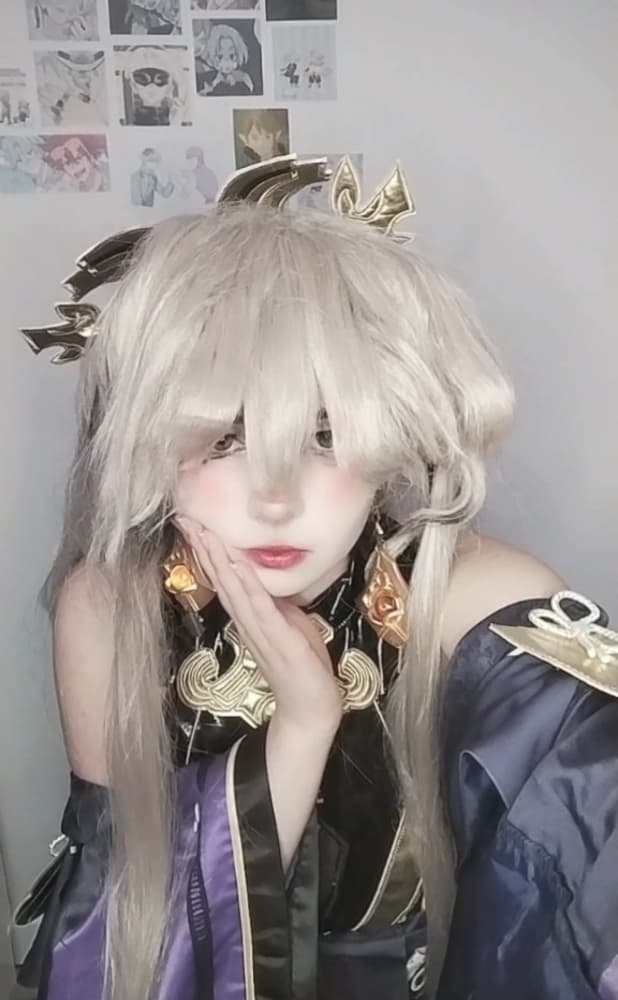 Reverse Yae Miko - Photo 2