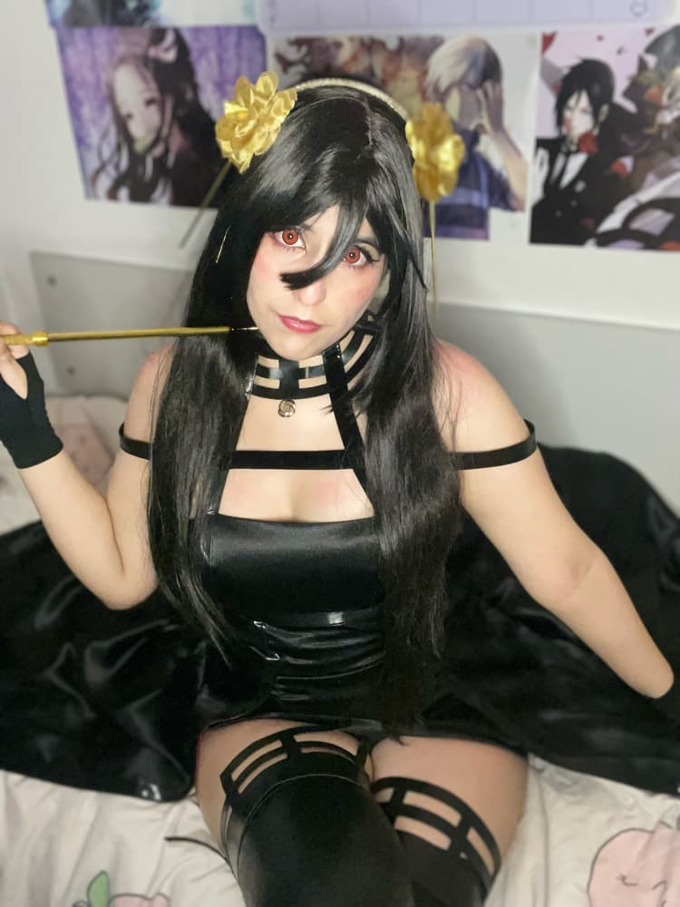 Yor Forger - Photo 17