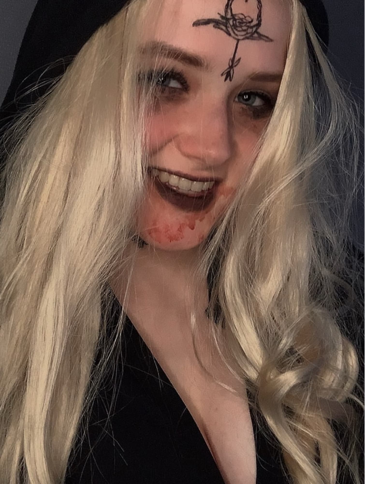 Bela Dimitrescu - Photo 3