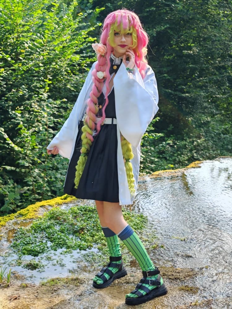 Mitsuri kanroji - Photo 14