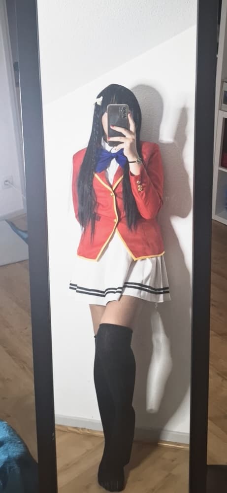 suzune Horikita  - Photo 2