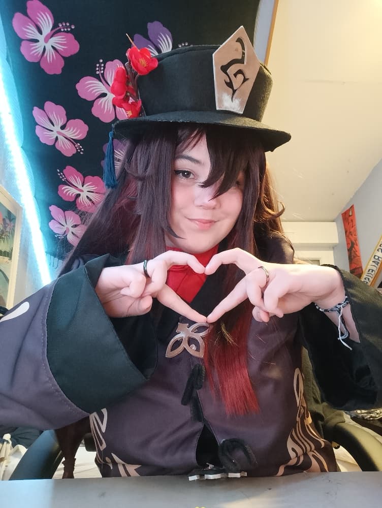 Hu Tao🦋 - Photo 6